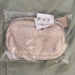 lululemon athletica Cream Fleece Bag